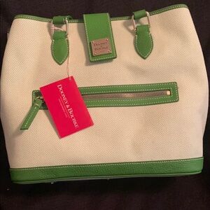 Dooney & Bourke Green and White shoulder tote